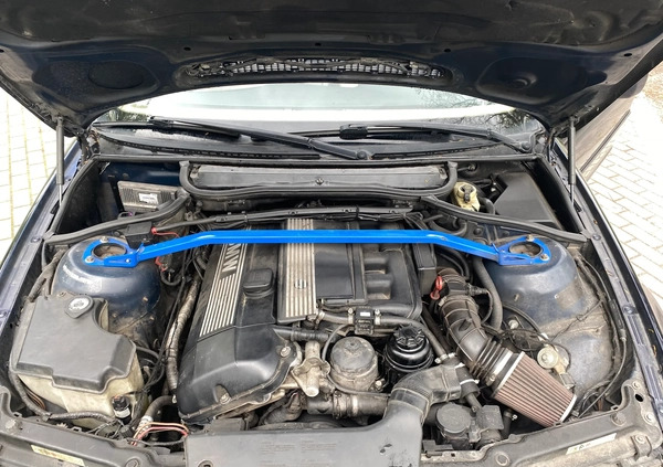 BMW Seria 3 cena 11500 przebieg: 381000, rok produkcji 2003 z Toruń małe 191